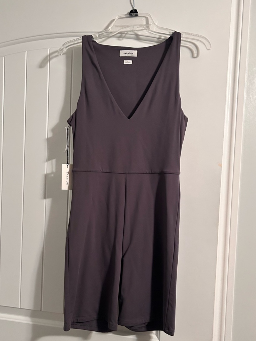 Babaton Contour V-Neck Romper